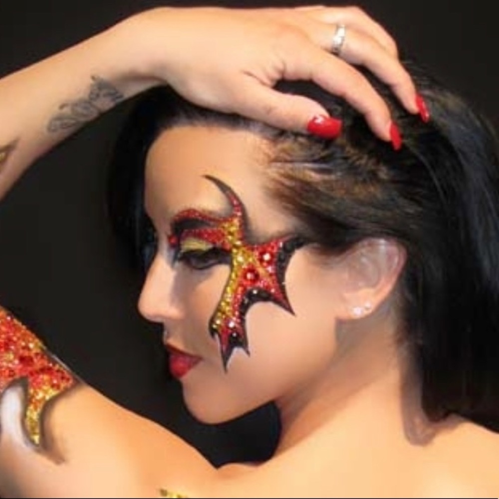Xotic eyes demon eyes body art
